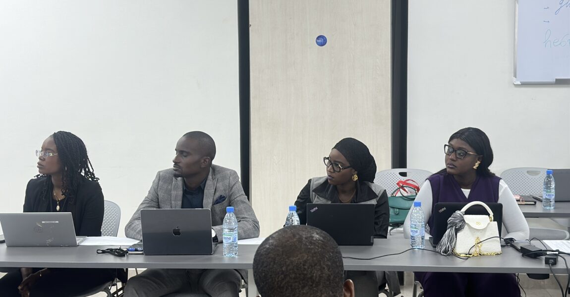 CRITÈRES NOTÉS ET DOSSIERS TYPES DE LA BANQUE MONDIALE : Renforcement des capacités du personnel de l’ARCOP