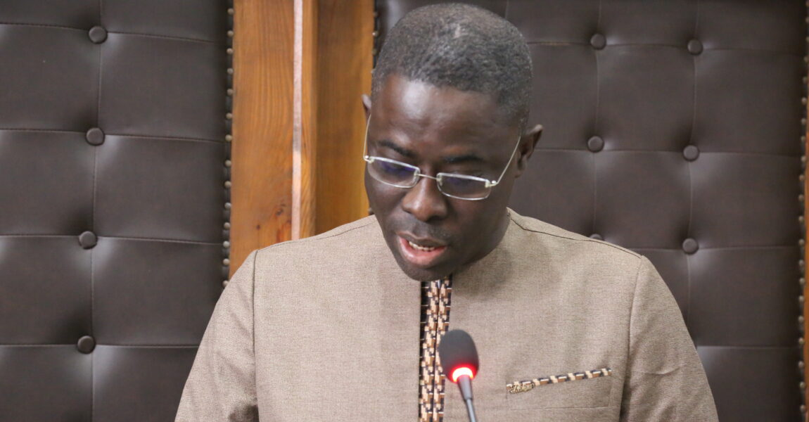 ASSISTANTS EN PASSATION DE MARCHES PUBLICS : Genèse d’un programme structurant et enjeux du régulateur de la formation