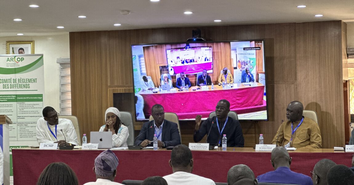 60 ANS DE LA BU DE L’UCAD : L’ARCOP AU CŒUR D’UNE RÉFLEXION SUR L’INTELLIGENCE ARTIFICIELLE ET LA TRANSPARENCE _Une journée institutionnelle explore les promesses et les défis de l’IA dans la gouvernance de la commande publique