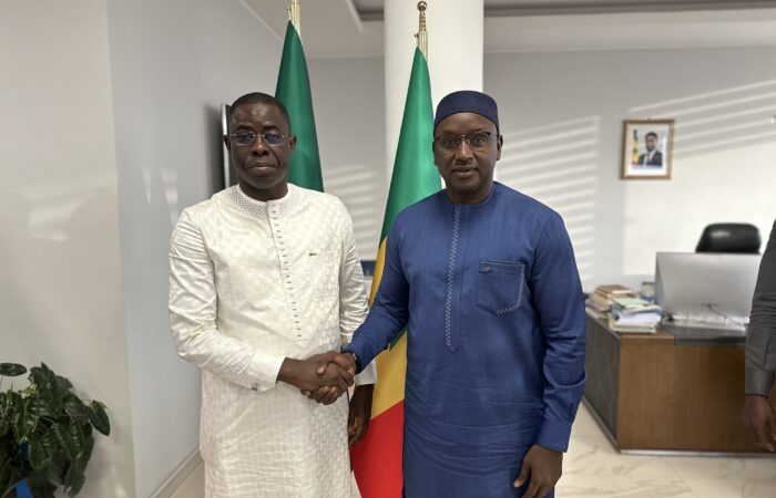 GRANDS PROJETS DU MINISTÈRE DE L'HYDRAULIQUE ET DE L'ASSAINISSEMENT : Le ministre Cheikh Tidiane DIEYE salue « l'expertise » et « l'ouverture » du DG de l'ARCOP